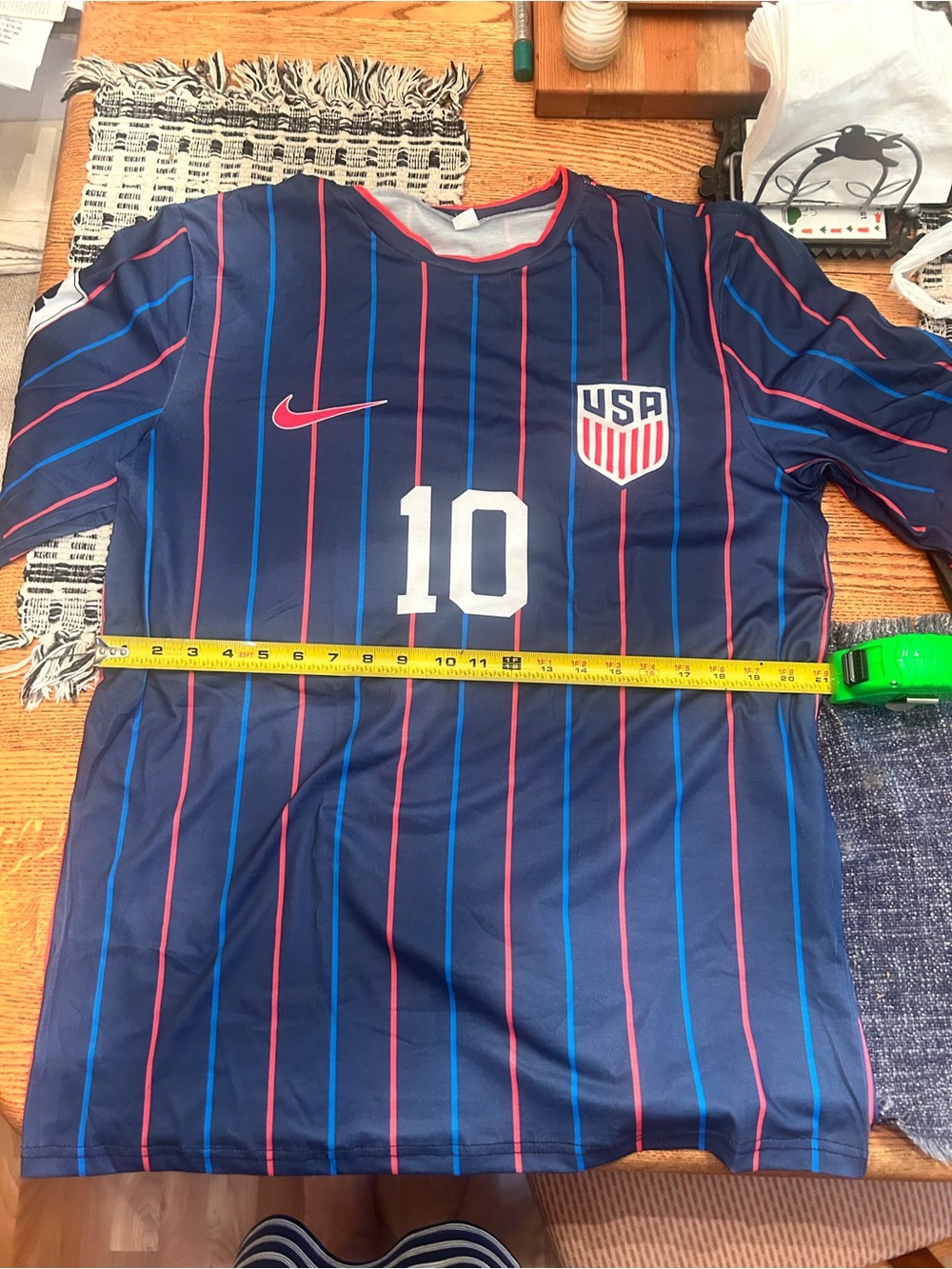 Nike USA Men’s Soccer Jersey, Navy with Red & Blue Pinstripes, #10, Pulisic,